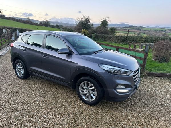 Hyundai Tucson SUV, Diesel, 2016, Grey