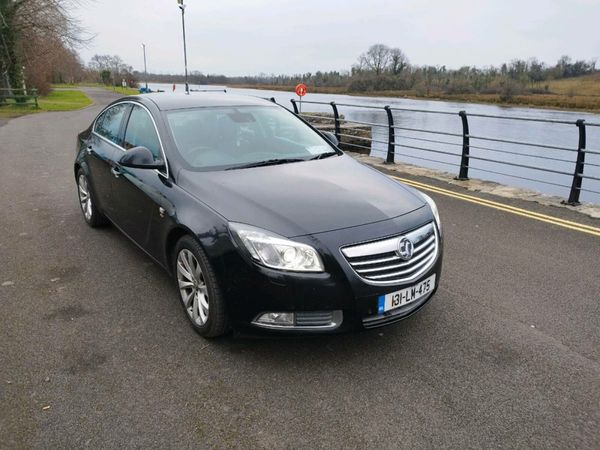 Vauxhall Insignia Saloon, Diesel, 2013, Black