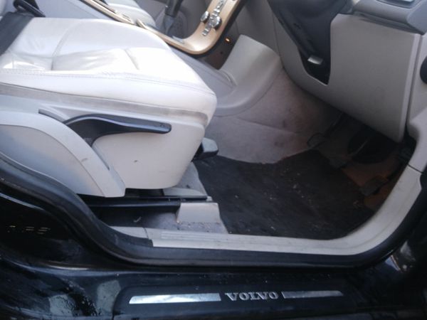 Volvo S40 Saloon, Diesel, 2008, Black