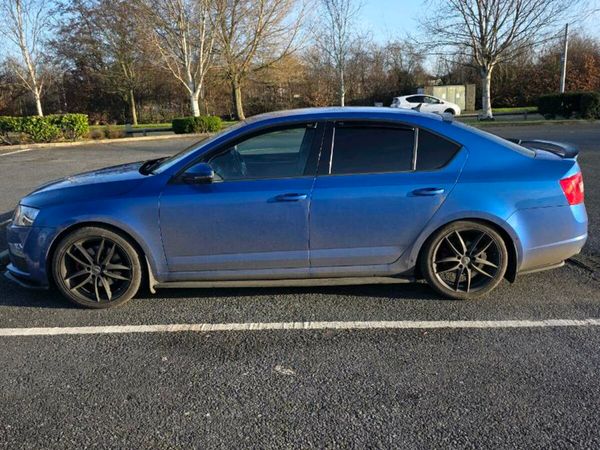 Skoda Octavia Hatchback, Diesel, 2016, Blue