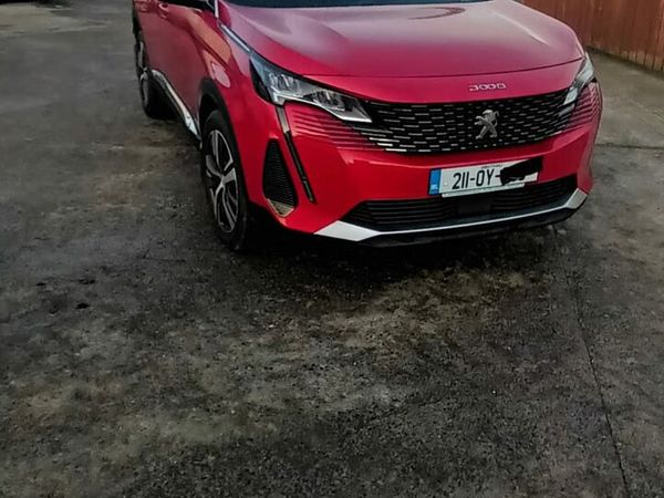 Peugeot 3008 MPV, Diesel, 2021, Red