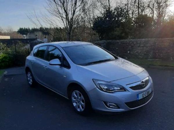 Opel Astra MPV, Diesel, 2012, Silver