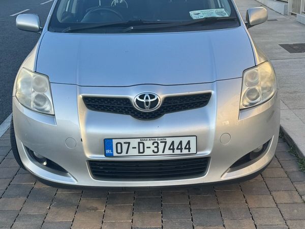 Toyota Auris Hatchback, Petrol, 2007, Silver