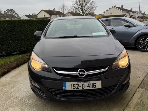 Opel Astra Hatchback, Diesel, 2015, Black