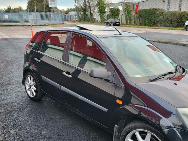 Ford Fiesta Hatchback, Petrol, 2006, Black