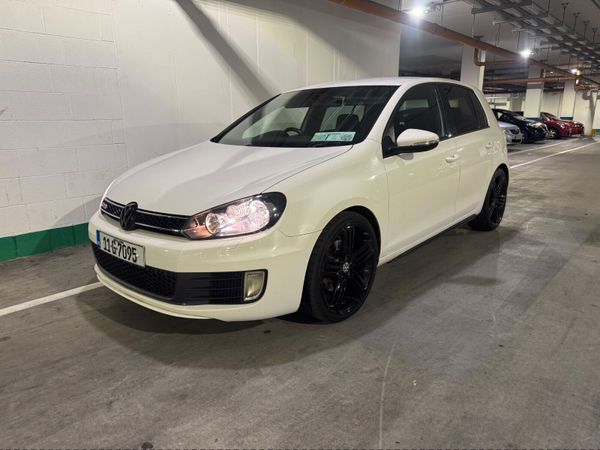 Volkswagen Golf Hatchback, Diesel, 2011, White
