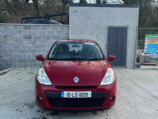 Renault Clio Hatchback, Ethanol Petrol, 2010, Red