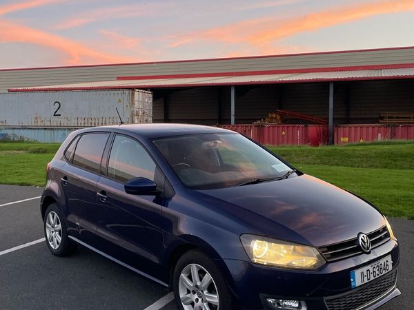 Volkswagen Polo Hatchback, Petrol, 2011, Navy