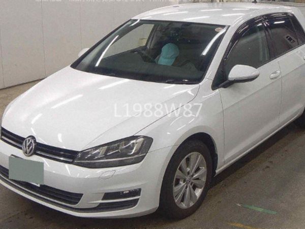 Volkswagen Golf Hatchback, Petrol, 2014, White