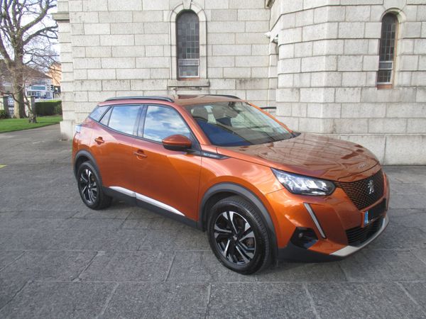 Peugeot 2008 MPV, Electric, 2021, Orange