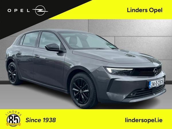Opel Astra Hatchback, Diesel, 2024, Grey