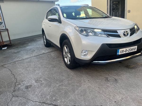 Toyota RAV4 SUV, Diesel, 2013, White