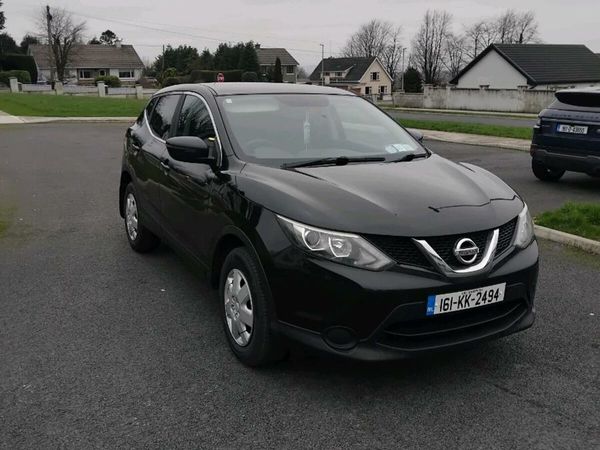 Nissan Qashqai Hatchback, Diesel, 2016, Black