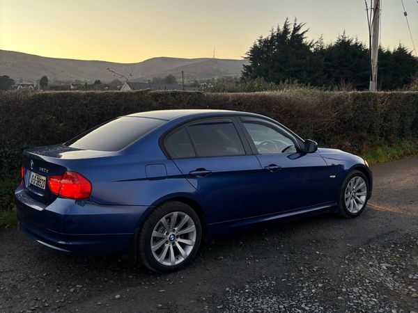 BMW 3-Series Saloon, Diesel, 2010, Blue