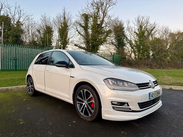 Volkswagen Golf Hatchback, Petrol, 2014, White