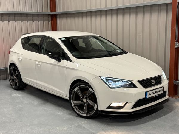 SEAT Leon Hatchback, Diesel, 2014, White