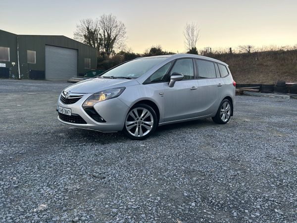 Vauxhall Zafira MPV, Diesel, 2015, Silver