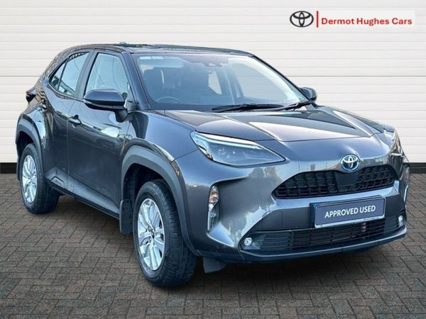 Toyota Yaris Cross Hatchback, Petrol Hybrid, 2024, Grey