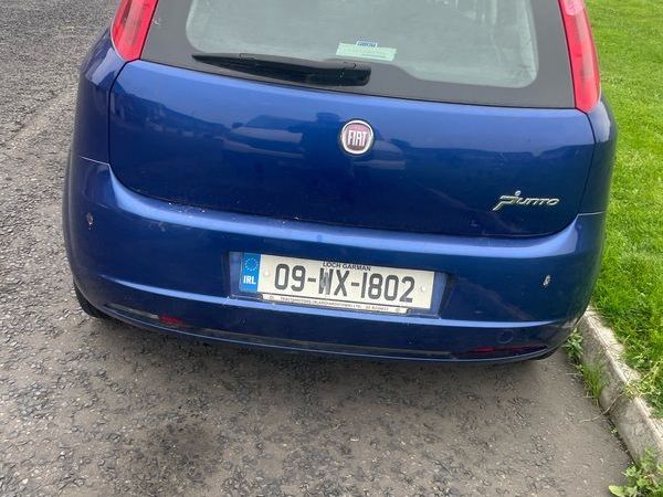 Fiat Punto Hatchback, Petrol, 2009, Blue