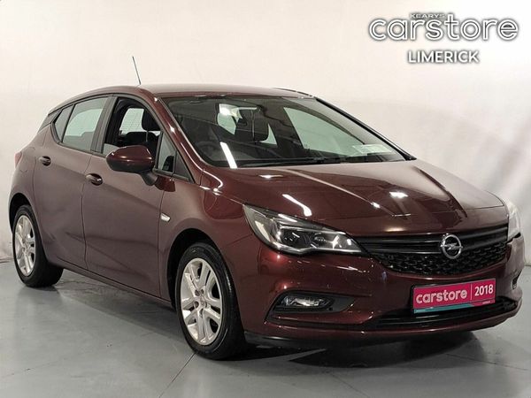 Opel Astra Hatchback, Petrol, 2018, Red