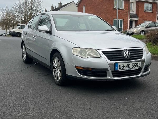 Volkswagen Passat Saloon, Diesel, 2008, Silver
