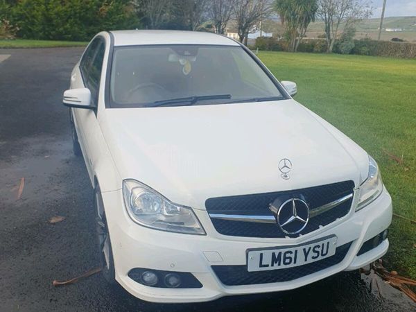 Mercedes-Benz C-Class Saloon, Diesel, 2012, White
