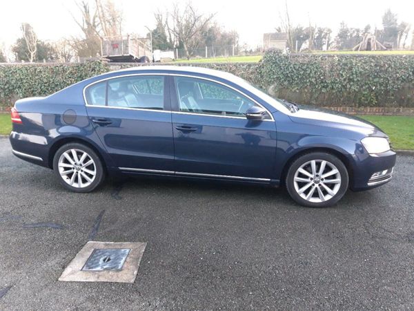 Volkswagen Passat Saloon, Diesel, 2014, Blue