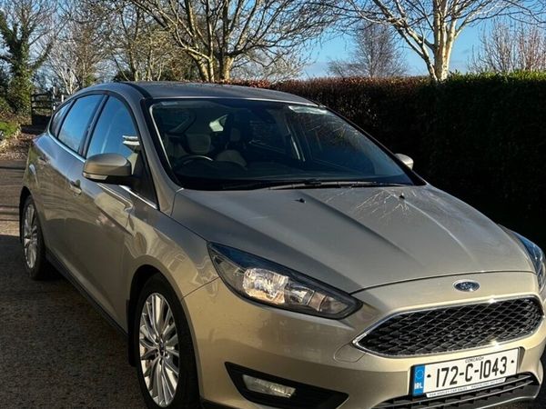 Ford Focus Hatchback, Diesel, 2017, Grey