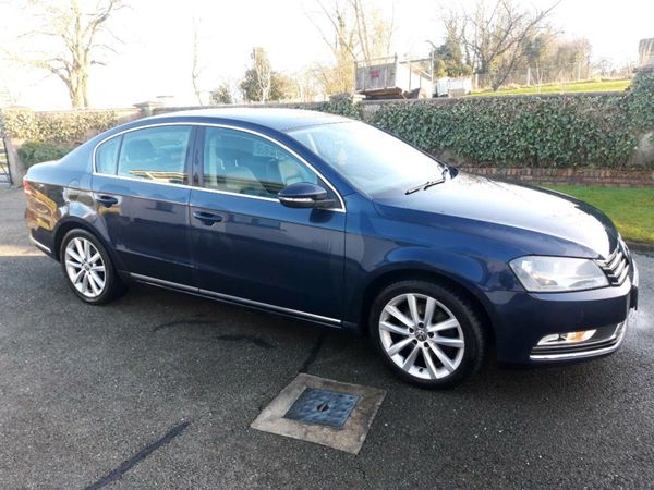 Volkswagen Passat Saloon, Diesel, 2014, Blue
