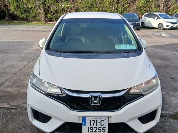 Honda Fit Hatchback, Petrol Hybrid, 2017, White