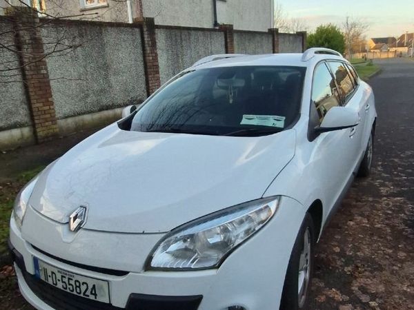 Renault Megane Estate, Diesel, 2011, White