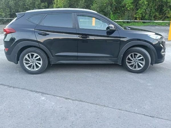 Hyundai Tucson SUV, Diesel, 2017, Black
