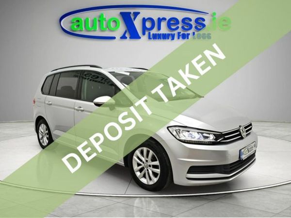 Volkswagen Touran MPV, Petrol, 2016, Silver
