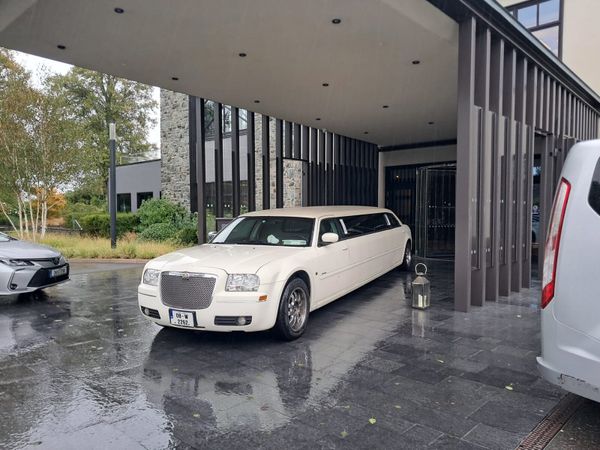 Chrysler Other Saloon, Petrol, 2008, White