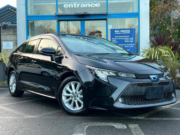 Toyota Corolla Saloon, Petrol Hybrid, 2019, Black