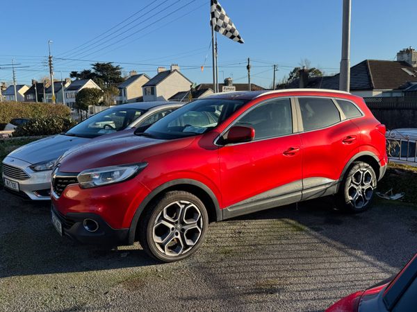 Renault Kadjar SUV, Diesel, 2016, Red
