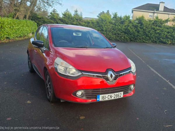 Renault Clio Hatchback, Petrol, 2016, Red