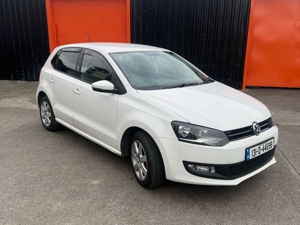 Volkswagen Polo Hatchback, Petrol, 2013, White