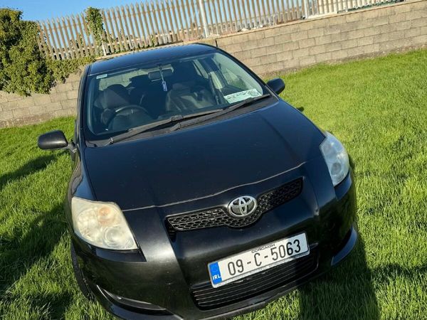 Toyota Auris Hatchback, Diesel, 2009, Black