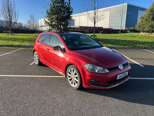 Volkswagen Golf Hatchback, Petrol, 2014, Red