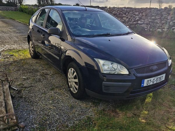 Ford Focus Hatchback, Petrol, 2007, Blue