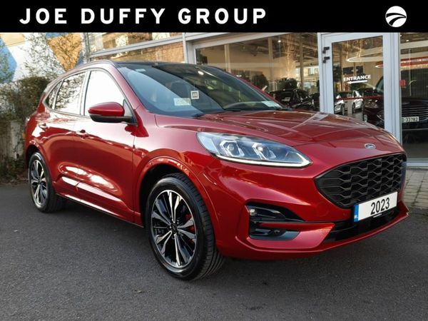 Ford Kuga SUV, Petrol Hybrid, 2023, Red