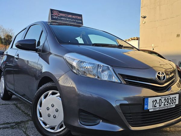 Toyota Yaris Hatchback, Petrol, 2012, Grey