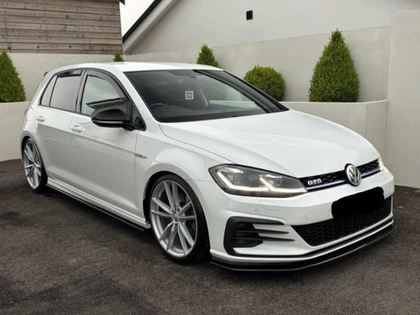 Volkswagen Golf Hatchback, Diesel, 2018, White