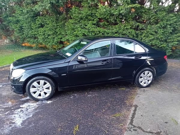 Mercedes-Benz C-Class Saloon, Diesel, 2010, Black