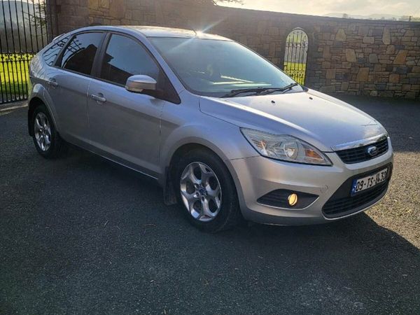 Ford Focus Hatchback, Diesel, 2009, Silver