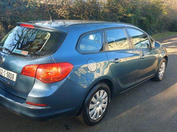 Vauxhall Astra Estate, Diesel, 2013, Blue