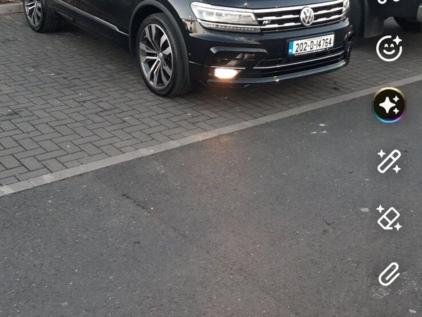 Volkswagen Tiguan SUV, Petrol, 2020, Black
