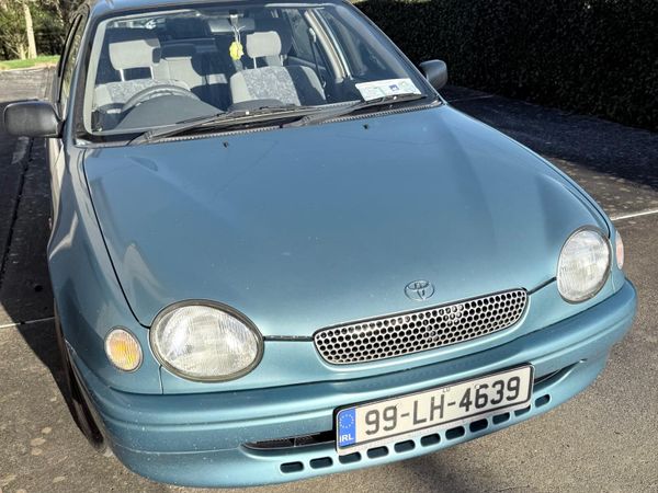 Toyota Corolla Hatchback, Petrol, 1999, Blue