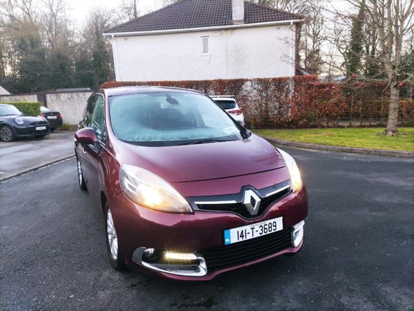 Renault Grand Scenic MPV, Diesel, 2014, Red